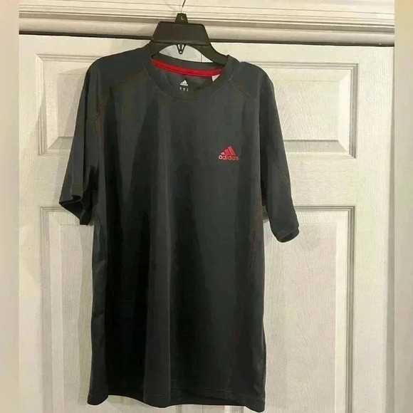 adidas Climalite Relaxed Activewear Tops for Men. Dark gray with red logo - Picture 1 of 11